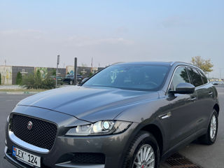 Jaguar F-PACE foto 1