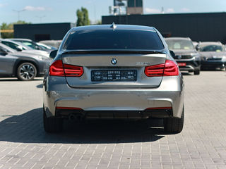 BMW 3 Series фото 5