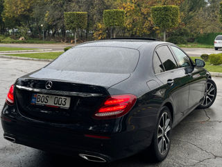 Mercedes E-Class foto 4