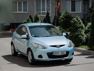 Mazda 2 foto 2