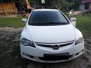 Honda Civic Hibrid foto 1