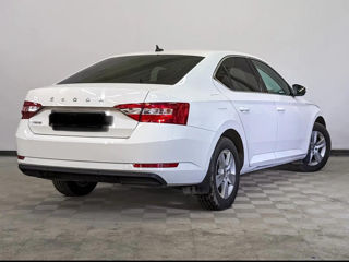 Skoda Superb foto 5