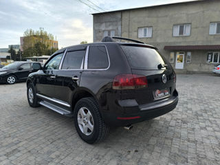 Volkswagen Touareg foto 5