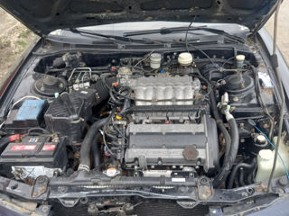 Mitsubishi Galant foto 2