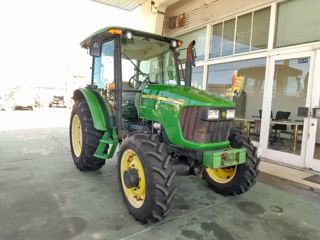 Tractor Japonez John Deere 5425 (81 C.p.)