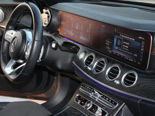 Mercedes E-Class foto 8