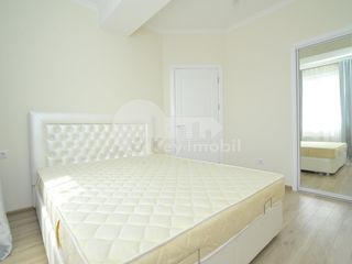 Apartament cu o cameră, bloc nou, Botanica, Strișcă, 300 € ! foto 2