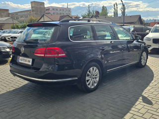 Volkswagen Passat foto 4