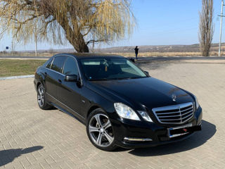 Mercedes E-Class foto 2