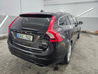 Volvo V60 foto 6