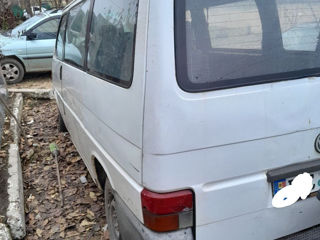 Volkswagen T4 foto 3