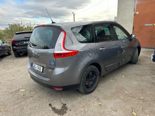 Renault Grand Scenic foto 4