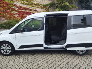 Ford Tourneo Connect foto 4