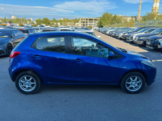 Mazda 2 foto 4