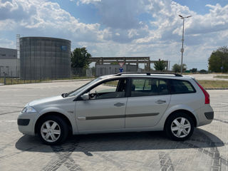 Renault Megane foto 3