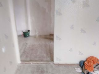 Vînd apartament cu două camere si bucătărie aparte foto 8