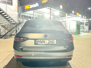 Skoda Superb foto 7