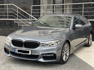 BMW 5 Series foto 2