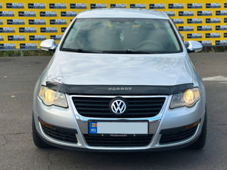 Volkswagen Passat foto 3