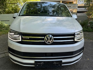 Volkswagen Multivan foto 2