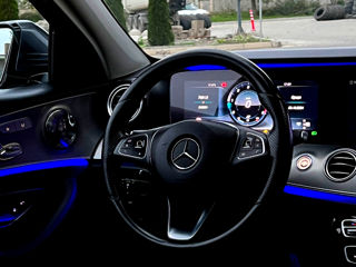 Mercedes E-Class foto 5