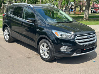 Ford Kuga foto 0
