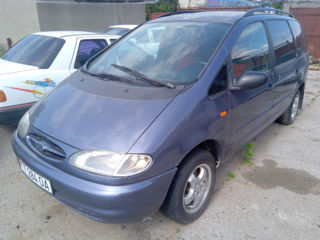 Ford Galaxy foto 1