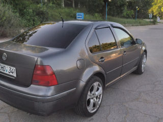 Volkswagen Jetta foto 5