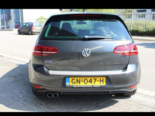 Volkswagen Golf foto 6