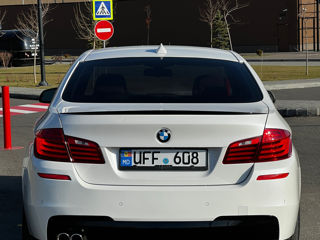 BMW 5 Series foto 6