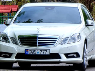 Mercedes E-Class foto 2