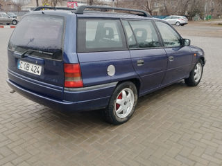 Opel Astra foto 7