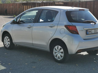 Toyota Yaris foto 6