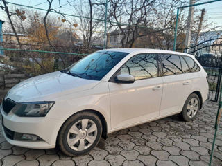 Skoda Fabia foto 2