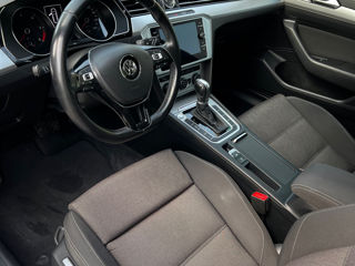 Volkswagen Passat foto 7