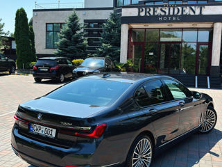 BMW 7 Series foto 3