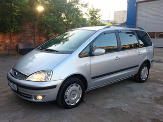 Volkswagen Sharan foto 1