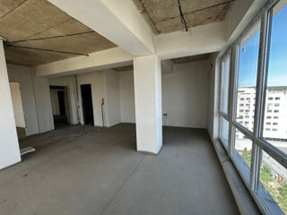 Apartament cu 2 camere, 65 m², Buiucani, Chișinău foto 2
