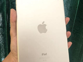 iPad mini 4 64Gb WiFi foto 2