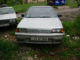 Nissan Sunny foto 3