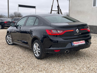 Renault Megane foto 4