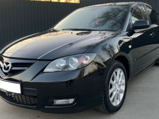 Mazda 3 foto 2