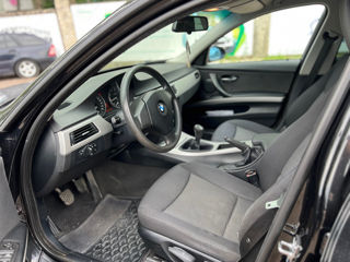 BMW 3 Series foto 12