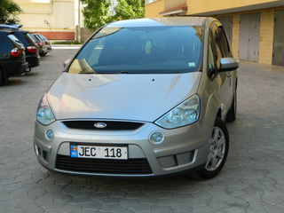 Ford S-Max foto 2