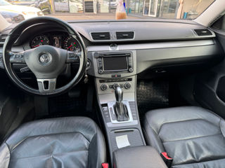 Volkswagen Passat foto 8