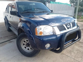 Nissan Frontier foto 3