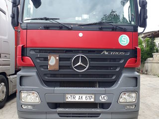 Mercedes actros foto 1