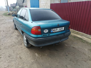 Opel Astra foto 3