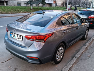 Hyundai Accent foto 4