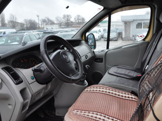 Opel Vivaro foto 9